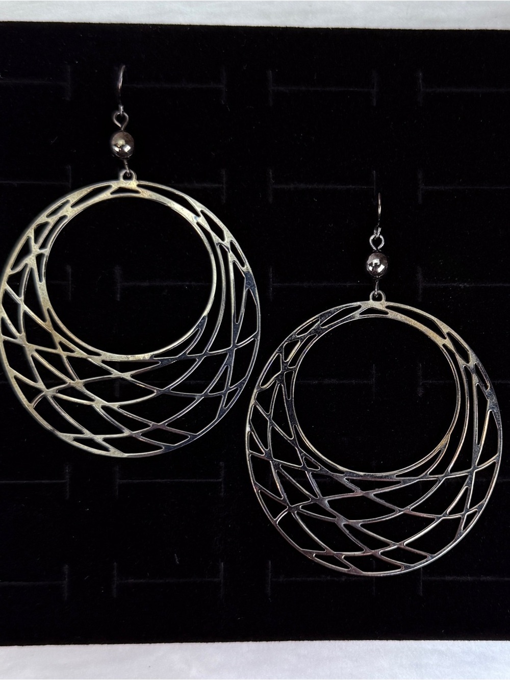 Beautiful, lightweight gunmetal tone, costume pierced earrings